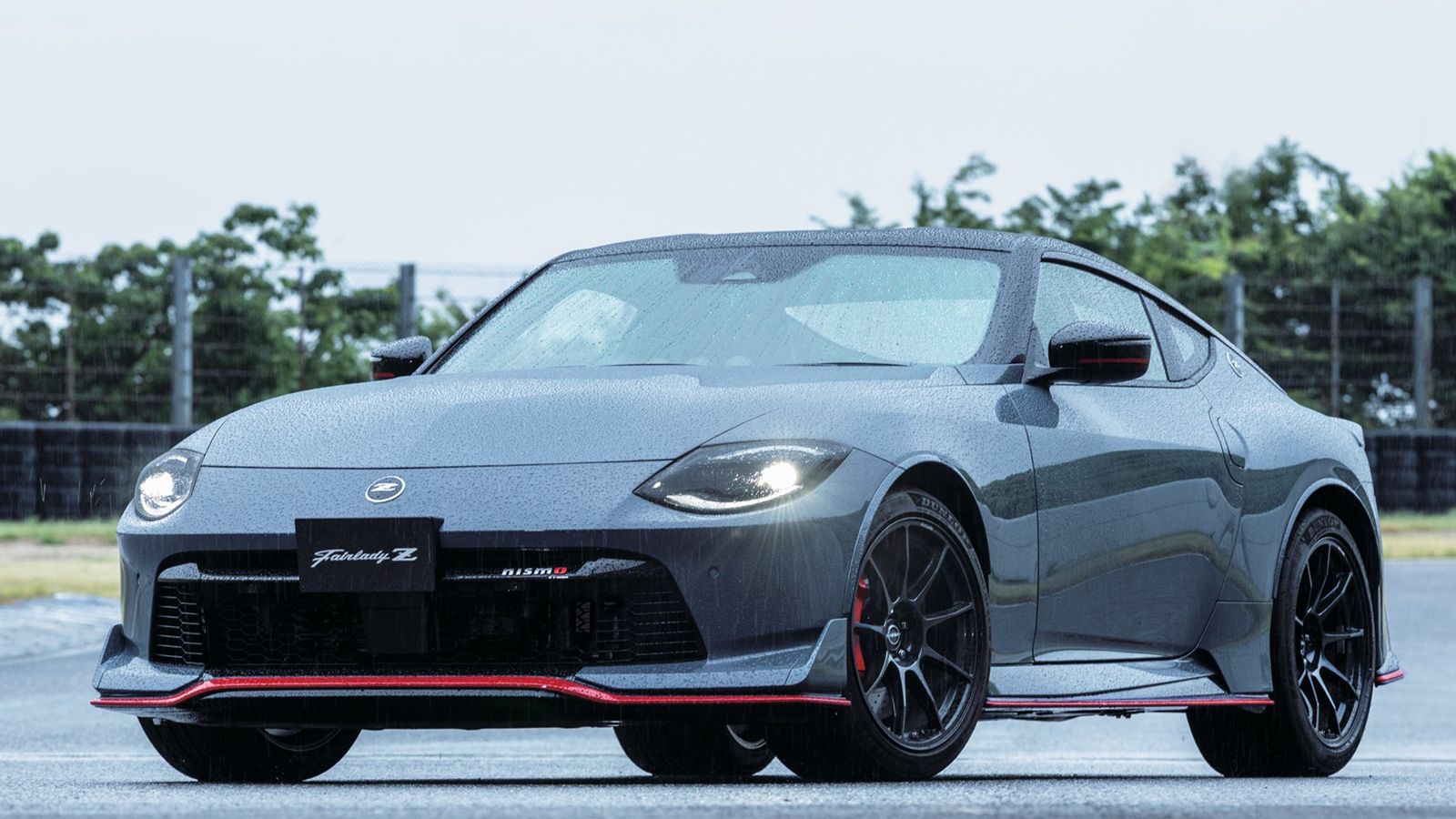 Αυτά είναι τα ανανεωμένα Nissan Ζ και Ζ NISMO